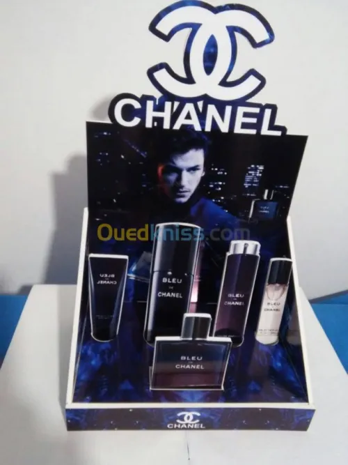 Fabrication de Présentoirs PLV 