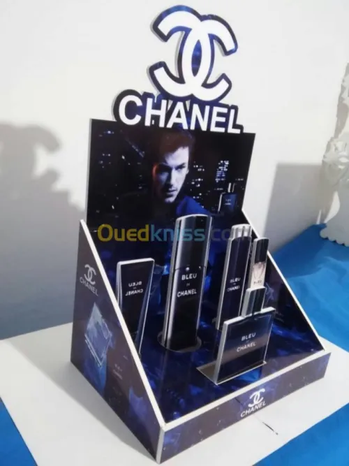 Fabrication de Présentoirs PLV 