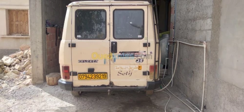 Peugeot J5