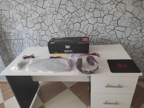 CLAVIER+CASQ+SOURI+TAPIS  COMBOSET ADR