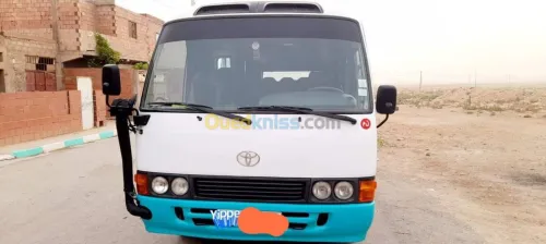 كراء حافلة تويوتا
