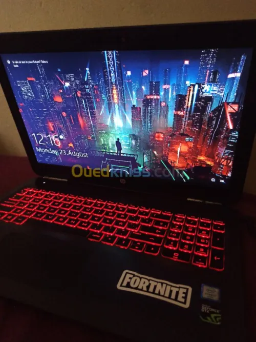 Hp Omen 15, i7-6700HQ, GTX 960M 4G.