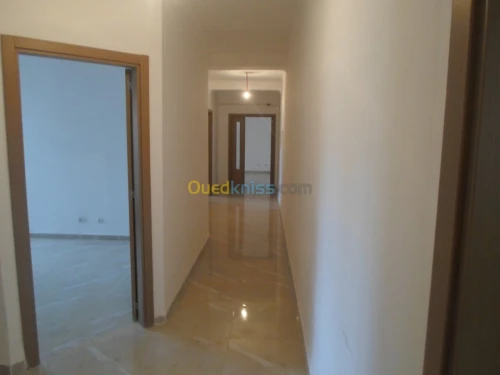Location Appartement F5 Alger Mahelma