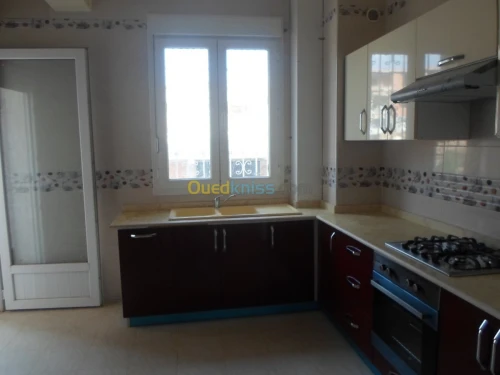 Location Appartement F5 Alger Mahelma