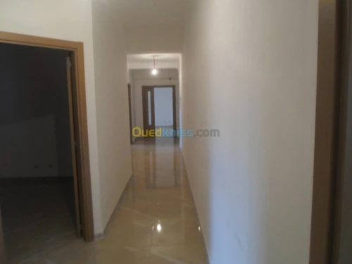 Location Appartement F5 Alger Mahelma