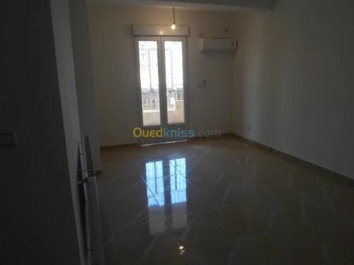 Location Appartement F5 Alger Mahelma