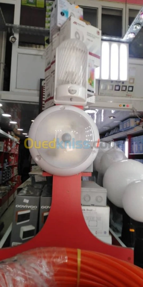 Luminaires _ projecteur_ multicolore
