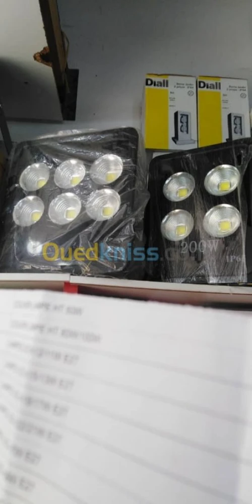 Luminaires _ projecteur_ multicolore