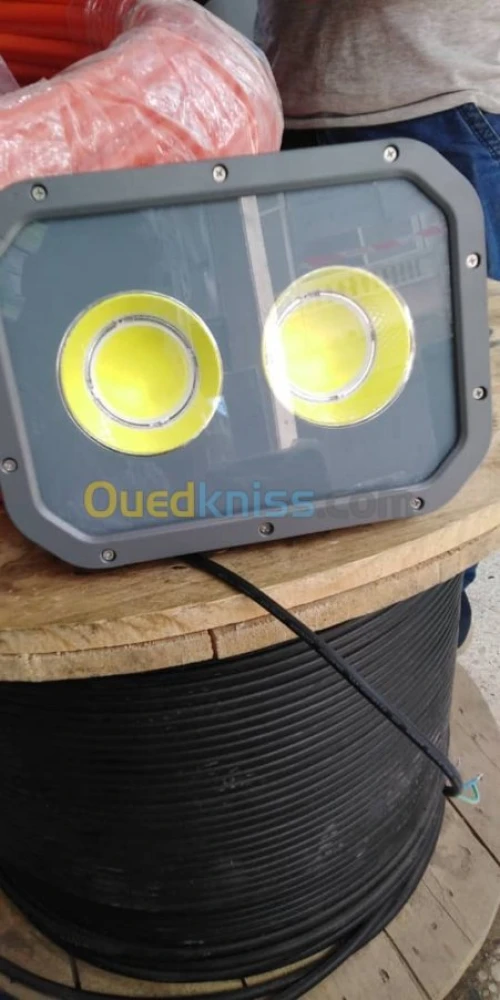 Luminaires _ projecteur_ multicolore