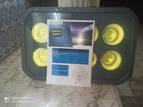 Luminaires _ projecteur_ multicolore
