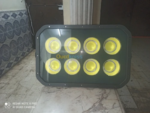 Luminaires _ projecteur_ multicolore