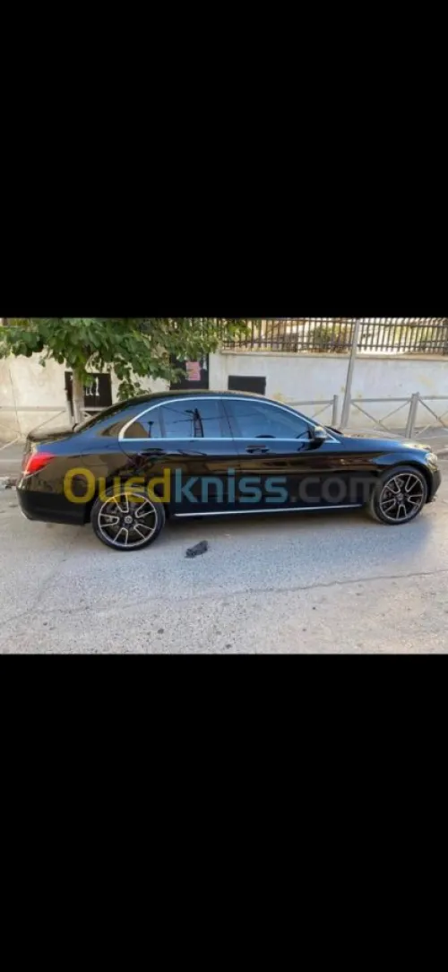 Voiture lux pour mariag et délégation 