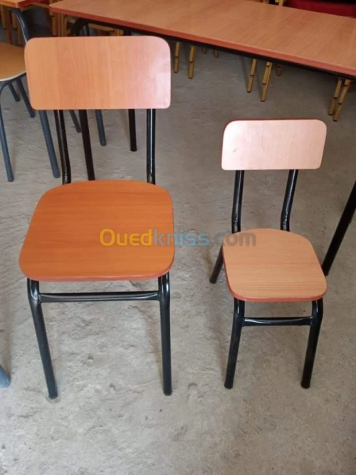 Table et chaise creche 