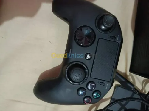 Manette ps4 et pc (nacon-revolution)
