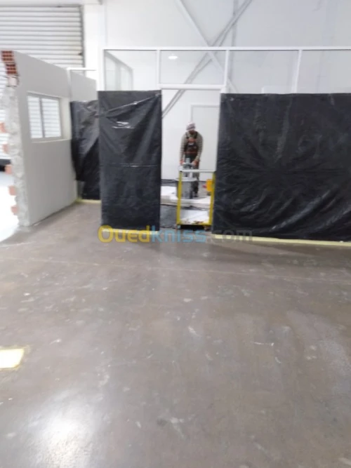  Ponçage de béton et epoxy industriel