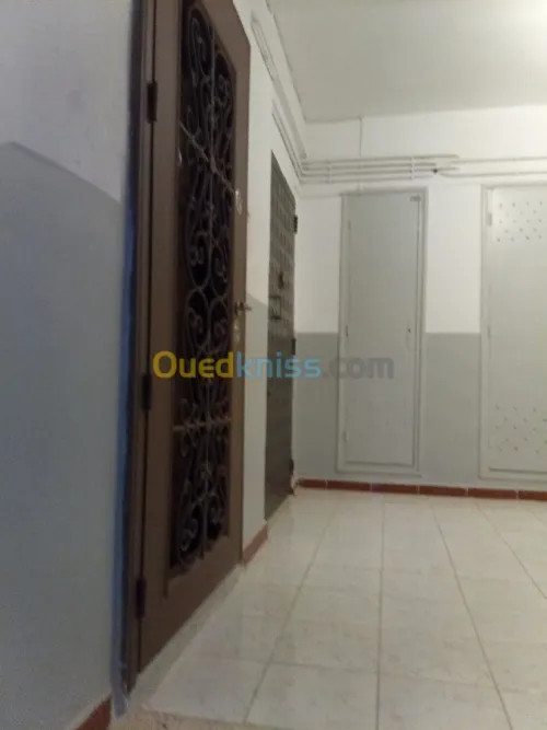 Vente Appartement F3 Bejaia Akbou