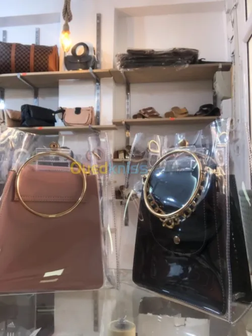 Vente de sac à main et pochette 