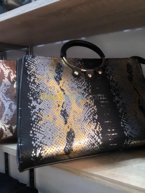 Vente de sac à main et pochette 