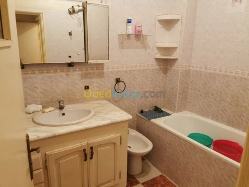 Location Appartement F5 Alger Bordj el kiffan