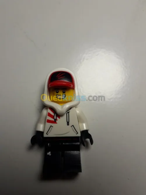 Echange de figurine lego (danois) 