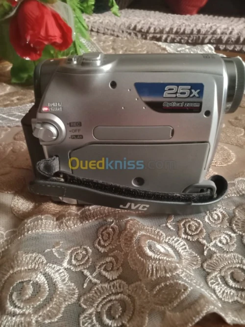 كاميسكوب JVC جديد (مافيه حتى خبشة) بلد