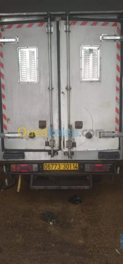 Isuzu Sdsd