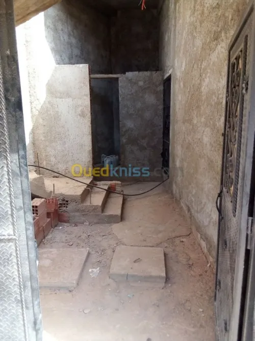 Vente Niveau De Villa F4 Saida Ouled khaled
