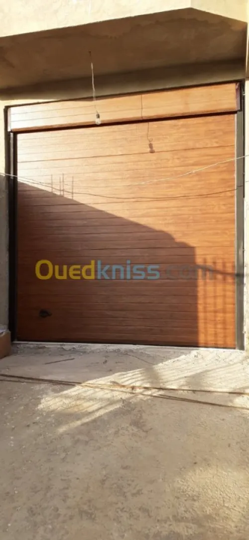 Installation et maintenance rideau éle