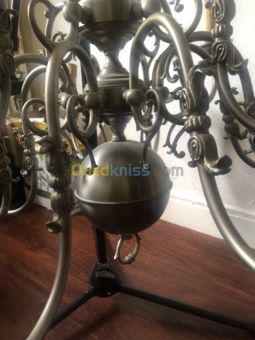 Ancien lustre d’époque en etain 