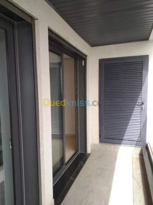 Location Appartement F4 Alger Hydra
