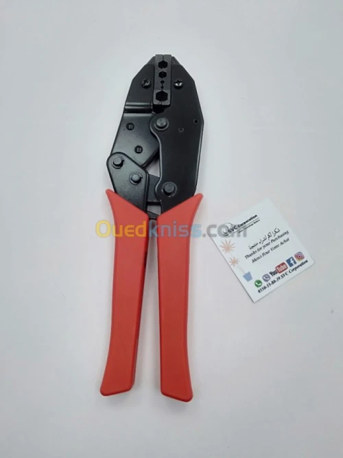 Pince a sertir / A compression BNC Coix Caméra