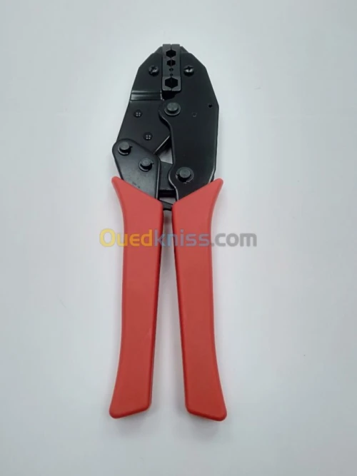 Pince a sertir / A compression BNC Coix Caméra