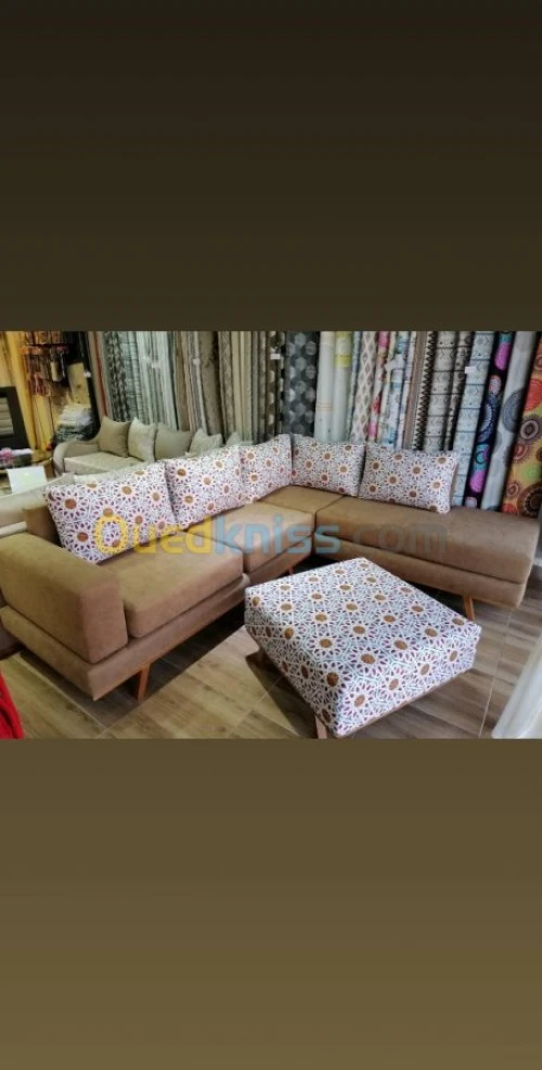 Salon L 5places bois hêtre + pouffe
