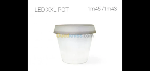 Pot de fleur jardiniere