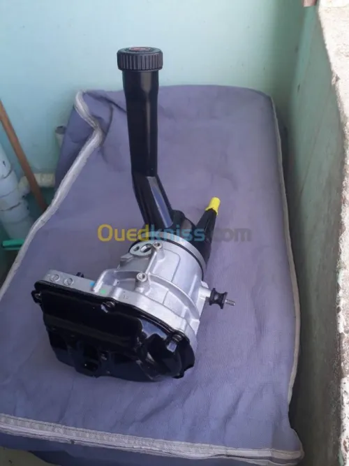 pompe de direction assisté peugeot 308