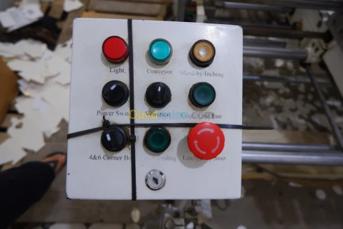plieuse-colleuse automatique