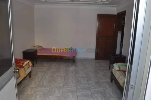 Location vacances Appartement F3 Tlemcen Marsa ben mhidi