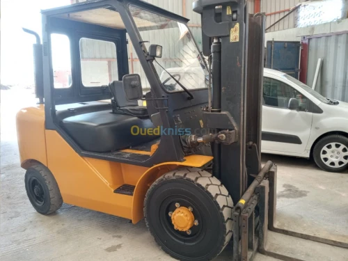 CHERY clarck D50