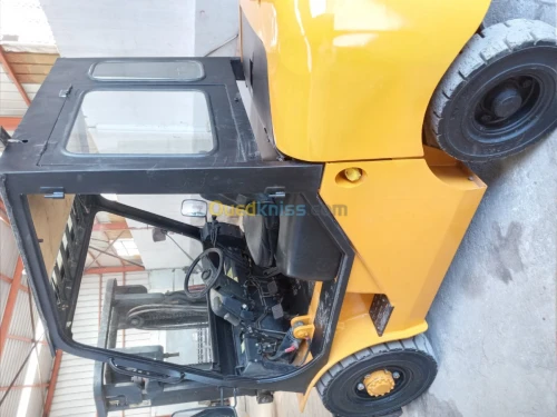 CHERY clarck D50