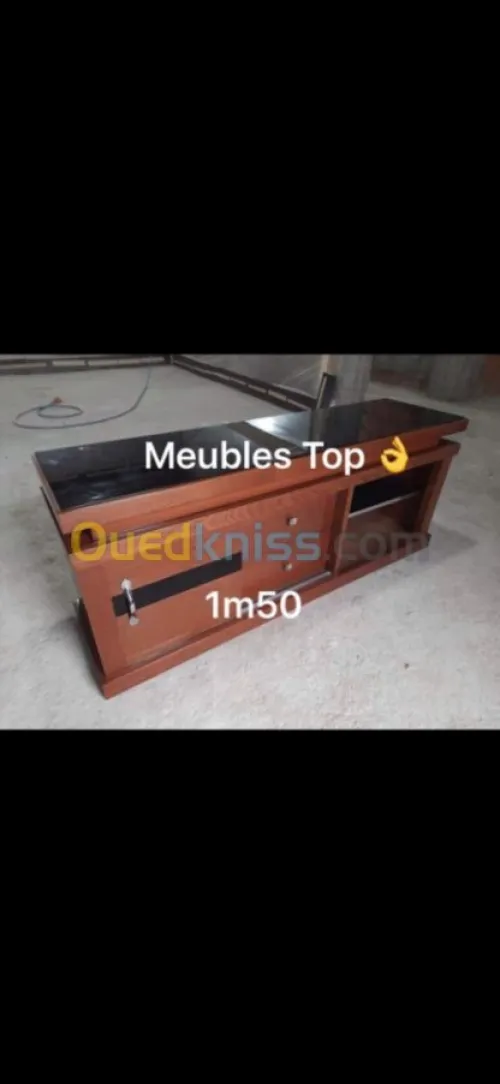 Table TV tendance en bois hêtre