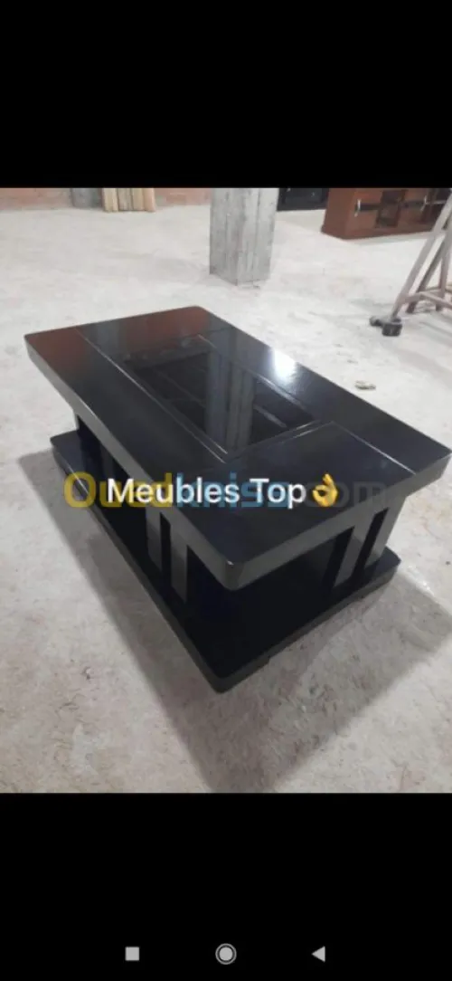 Table TV tendance en bois hêtre