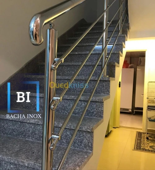Rampe d'escalier en verre