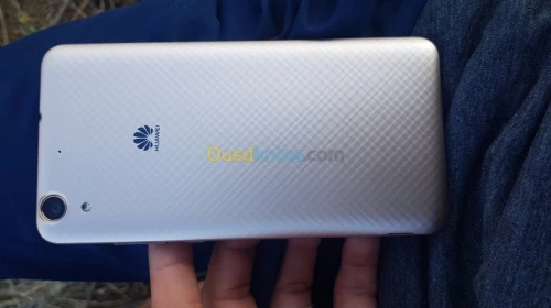 Huawei Y6 2