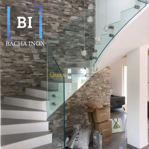 Rampe d'escalier en verre et en inox 