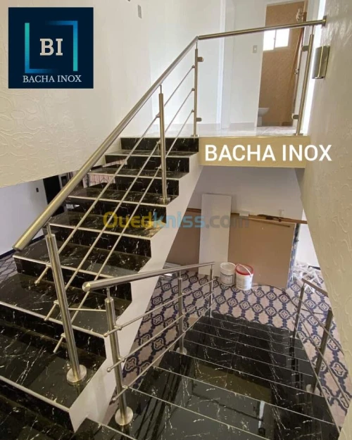 Rampe d'escalier en verre et en inox 