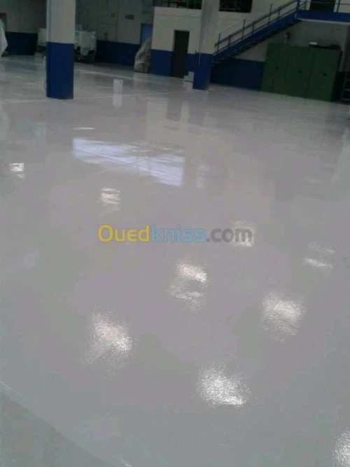 Ponçage de béton et résine epoxy