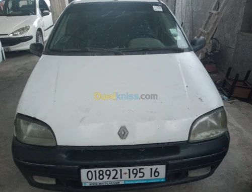 Renault Clio japonais  1995 Clio japonais 