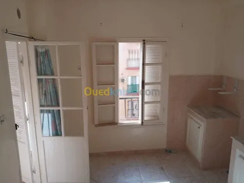 Vente Appartement F3 Alger Birkhadem