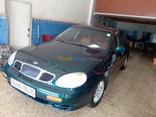 Daewoo Laganza 2000 