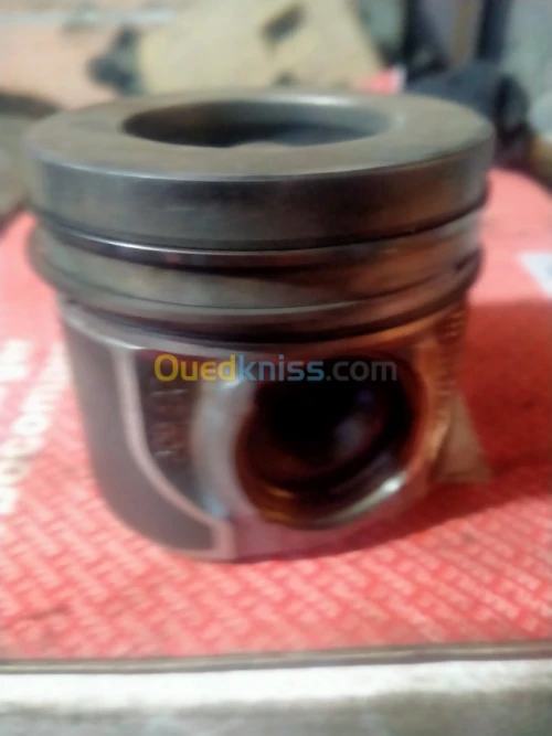 Vend piston avec segments pour Ranger 